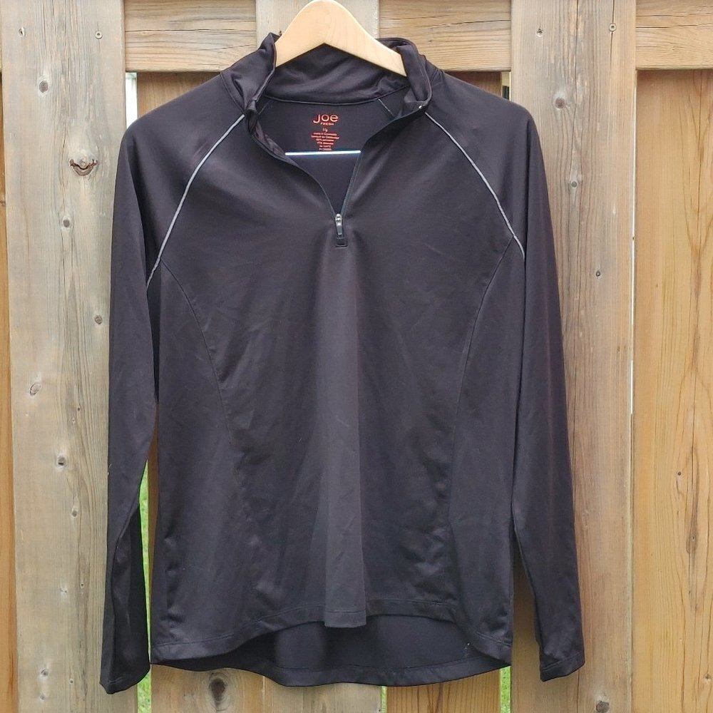 Joe Fresh Black Half Zip Pull Over Women's Large Reflective piping.